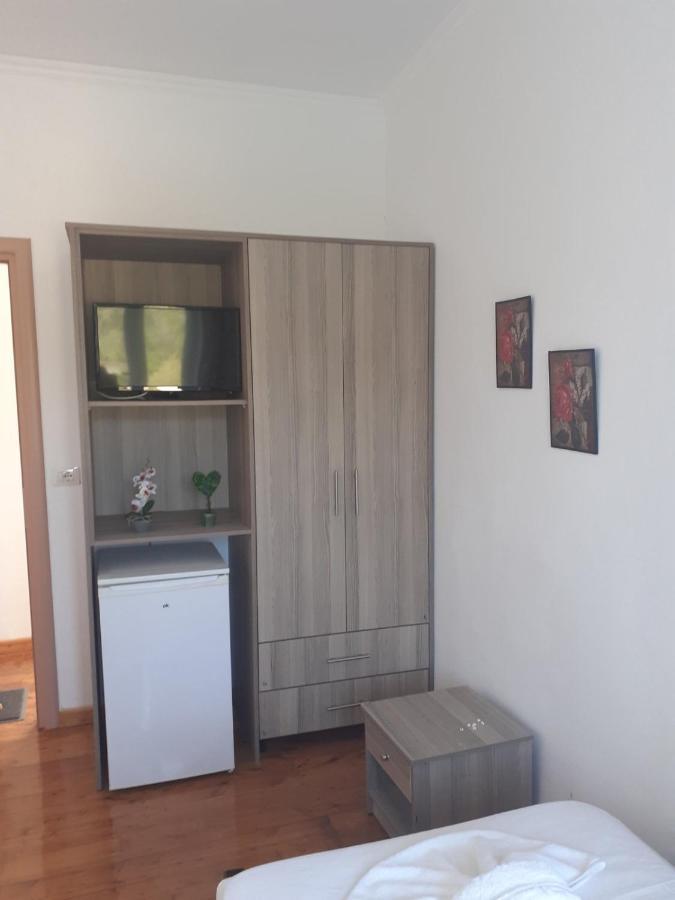 Gezos Apartment 히마레 외부 사진